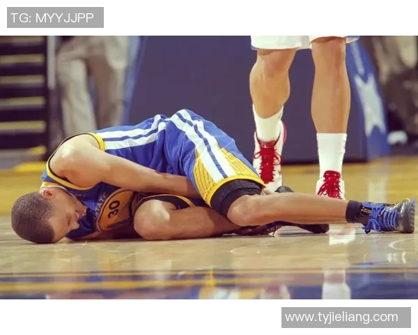 勇士队在11月13日的激战中展现出无与伦比的实力与团队合作精神