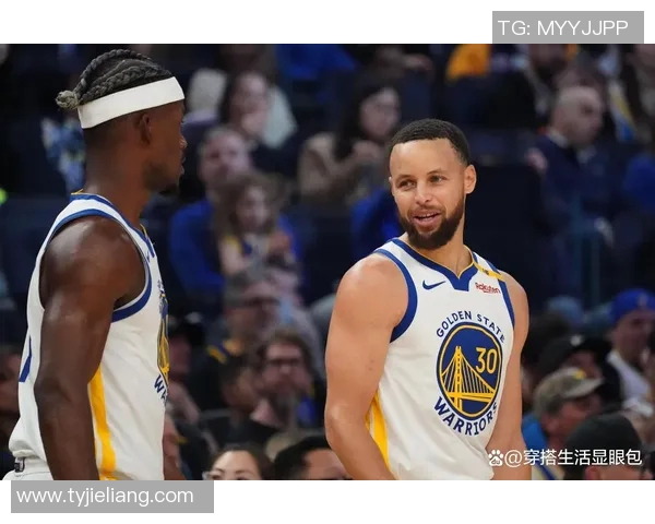 勇士队对阵国王队库里全场三双助力球队胜利