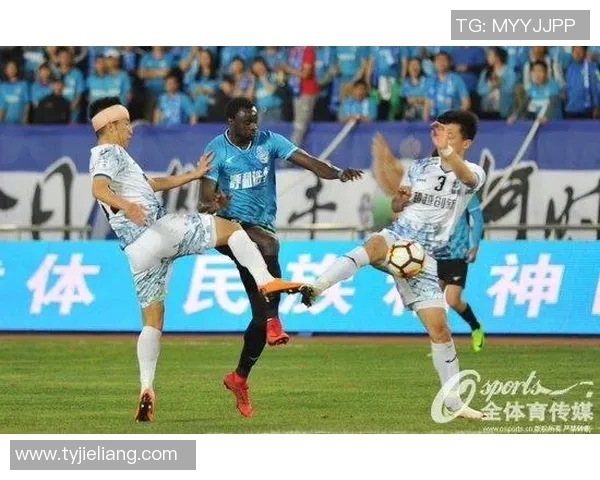 梅州客家迎战大连超越争夺联赛关键三分的激烈对决 梅州客家迎战大连超越争夺联赛关键三分的激烈对决