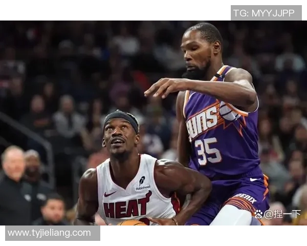 浓眉与巴特勒的巅峰对决谁能在NBA赛场上笑到最后 浓眉与巴特勒的巅峰对决谁能在NBA赛场上笑到最后