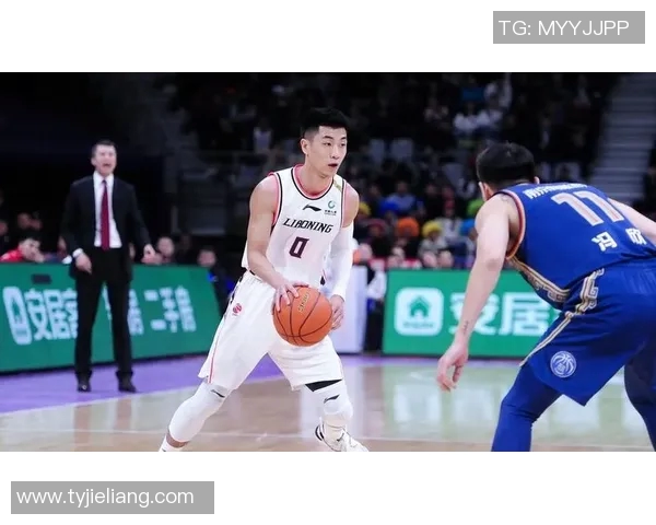 高诗岩:从青涩新星到篮球场上的耀眼明星之路