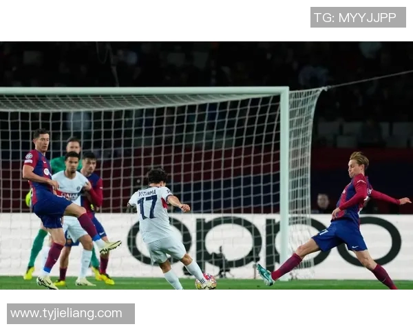 巴塞罗那与巴黎圣日耳曼精彩对决回放全程分析与精彩瞬间重温