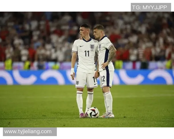 英格兰与俄罗斯足球比赛直播全程回顾及精彩瞬间分析